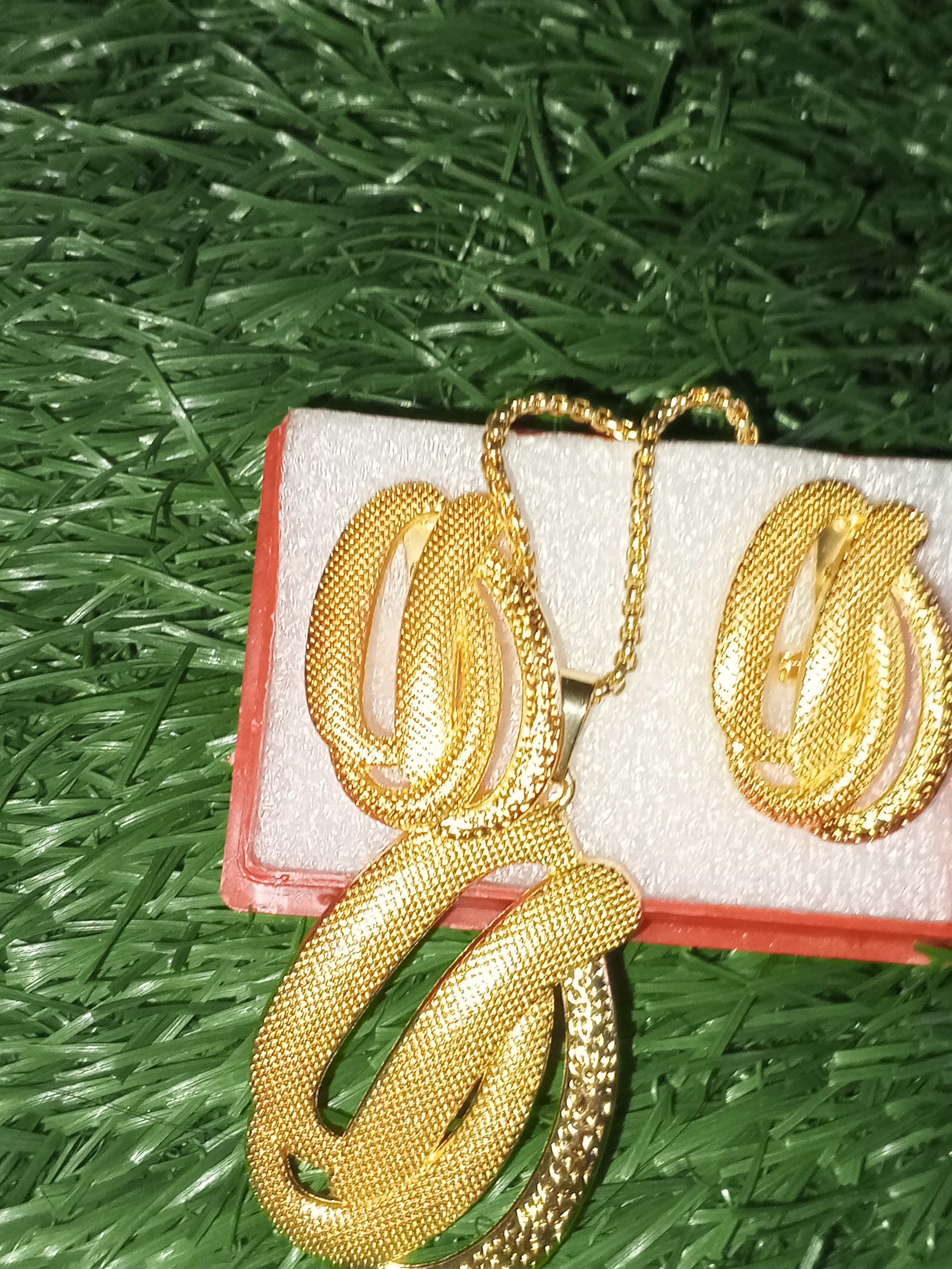 Set of jewelry